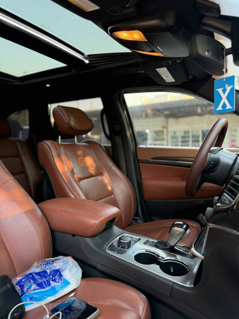 للبيع فقط 🔥

☎️ *********** السعر 168 مجال بسيط بيع فقط

🚘 جيب أمريكي لمتد موديل 2019
     اصل رقم بغداد بأسمي 
✨  سيارة جديدة كير مكينه كفاله برغي ممفتوح بيهن ميكانيك كهربائيات جاهزه من كلشي حجر صالنصه موجود بدون اي نواقص 

✅ فول المواصفات 1/1
✅ فور ويل 

🔹 محرك V6 3600
🔹 رقم بغداد الجديد 
🔹 بانوراما
🔹 شاشة كبيرة
🔹 رادارات جانبية 
🔹 حساسات خلفية
🔹 كشنات جلد كهربائية
🔹 صندوق كهربائي
🔹 ستيرن كهرباء مع خزن ميموري كشنات 
🔹 تبريد مقعدين

📝 السيارة بيها أربع قطع صبغ ثنين مال حادث أمريكا وثنين هنا نصبغن بل عراق أثر ضرر بسيط
ملاحضه الشواصي بيهن تصليح بسيط سبب حادث أمريكا بدون كص صور الحادث ول سونار ول تفاصيل كامله بل منشور 

✨ باقي مواصفات فئة المتد المعروفة. بيع فقط 

📍 مكان السيارة: بغداد – الدوره الزيتون قرب الصحه بغداد, العراق
