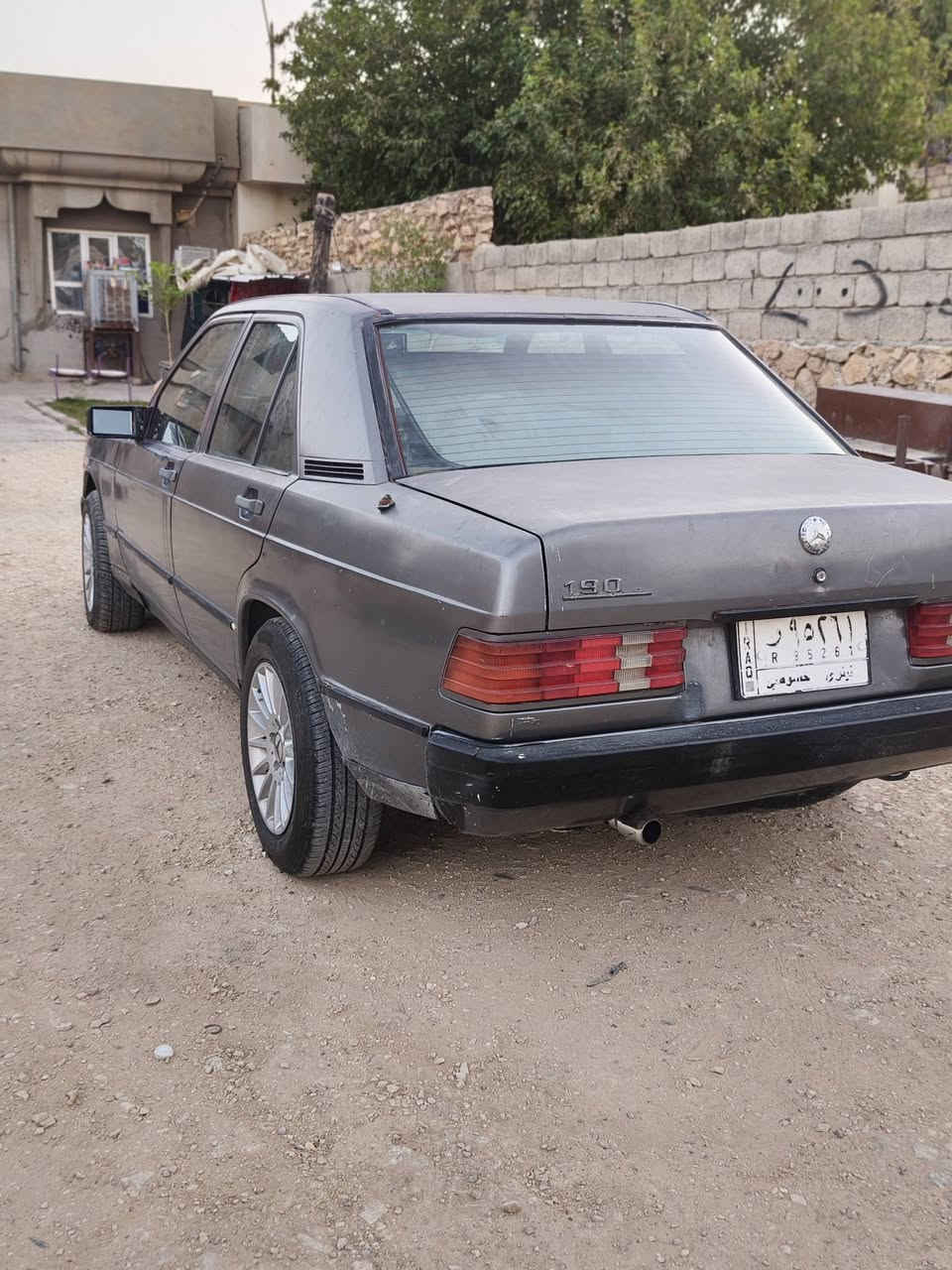 سلام عليكم للبيع
مارسدس190 كير ومكينه ونجي 6سلندر تخم تاير جديد كير ومكينه شرط  موديل1988 كوبون بانزين موجود سعره مناسب 30وبي مجال للطيبين
  ***********
  ***********
