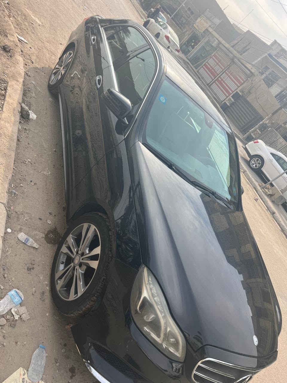مارسيدس 2014 6 سلندر 
وارد امريكي حادث جاملغ امامي الايسر 
حادث جاملغ خلفي الايمن 
تبديل باب السايق 
بدون ايرباك 
للبيع مكاني حي الجامعة 
مواصفات 
فتحه 
برده خلفيه
مري قلاب ع بك 
كشنات الامامي كهرباء 
تدفئه بل كشنات 
استيرن كهرباء 
كشنات السايق ميموري خزن
السعر ١٥ الف وبيهة مجال 
‏‪***********‬‏

