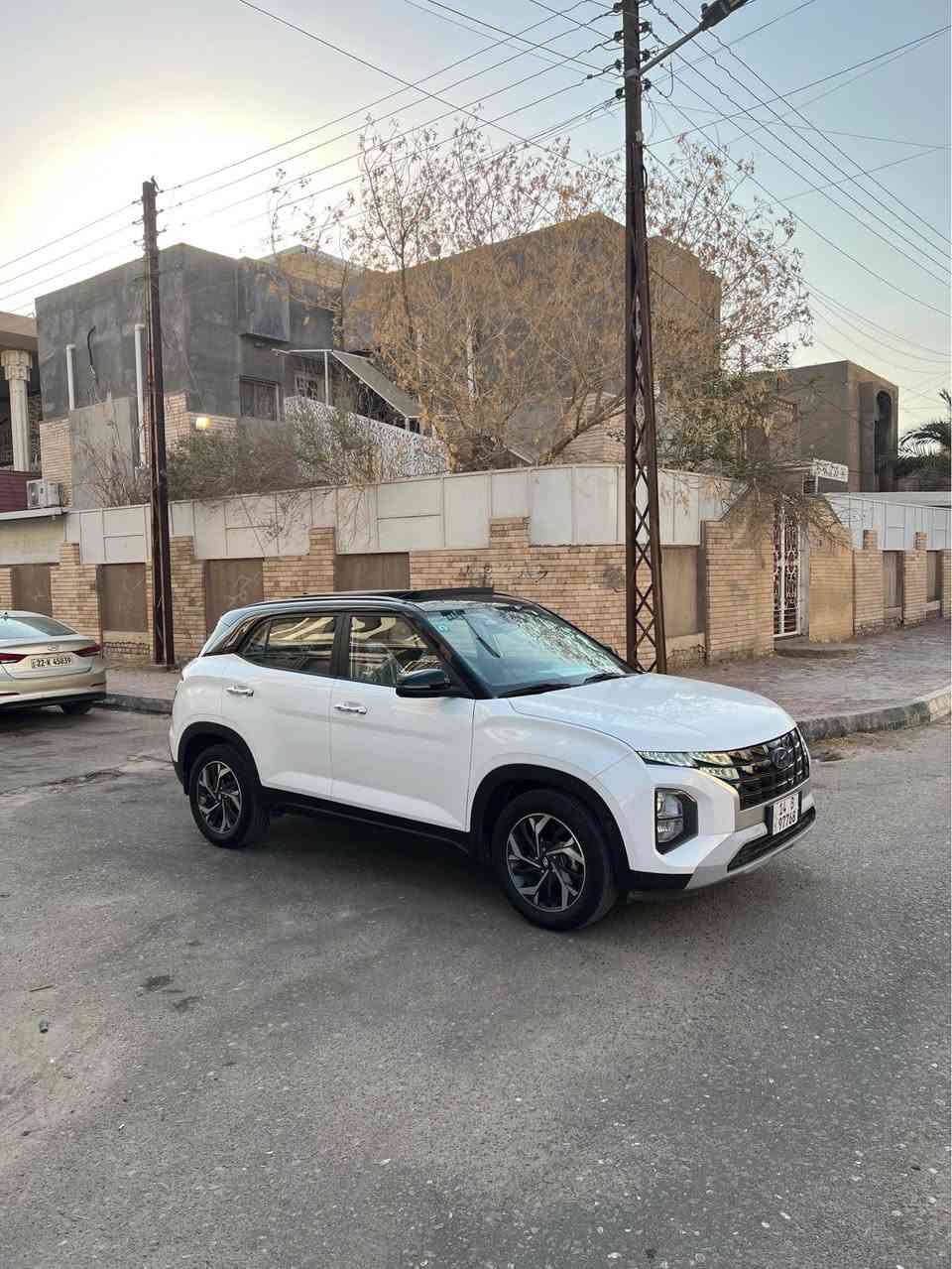 هيونداي كريتا مديل 2024 تو كلر فول مواصفات 1/1 وارد خليجي وكاله موتور ام الضمان كل صيانتها بالشركه والسياره كفاله رقم بصره بسمي ارقام انكليزي وسنويه وهزه جدد السياره جديده واستخدام شخصي
مواصفاتها بانوراما بصمه تشغيل عن بعد عينه دجتل 4 انظمه قياده تبريد قطعتين led امامي خلفي شحن لاسلكي وبعد بيها هواي مواصفات
مكاني بصره السعر 164
للاستفسار *********** البصرة, العراق
