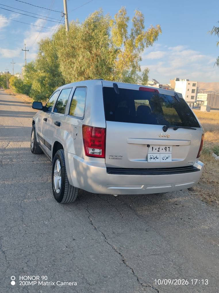 jeep larido 2006

گيرو مه كينه به شه رت
بوياخ يه ك په له. بي ده عم... ده عمي نييه 
ده بل ئه كسل   مه رغوب
V6 مه رغوب 
بوياغ ته نك مه رغوب كال بونه وه ي نييه 
ته حديد سورعه
دژه فول
كوشن جه لد
كوشن كا ره با
ئاوينه كاره با
بلاجيكتور 
ته بريد ساردو گه رم به شه رت
119 mi. روشتووه. 
زور پاك ماوه ته وه
مه سروفي نييه تازه سيرڤس كراوه 
سه نه وي تازه به سه ر چووه.  به ناو كردن به شه رت

***********

*********** السليمانية, العراق

نص مكتوب في الصور:
- O HONOR 90 200MP Matrix Camera 10/09/2026 17:13
- O HONOR 90
- 200MP Matrix Camera
- 10/09/2026 17:12
- O HONOR 90 200MP Matrix Camera 10/09/2026 17:59