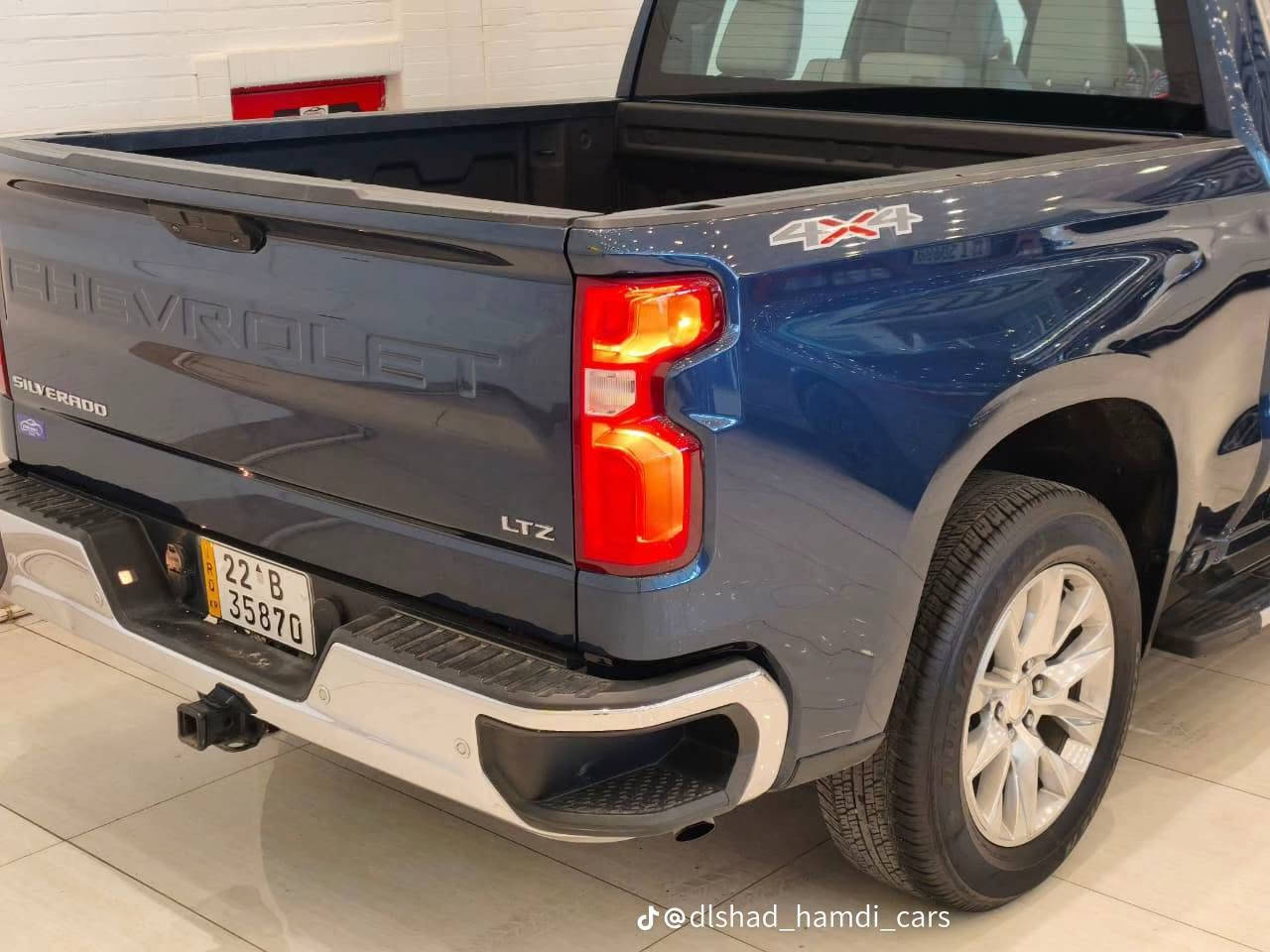 السلام عليكم سلفرادو موديل 21  LTZ 
فول مواصات رقم اربيل باسمي تحويل ثاني يوم 
الشراي يتصل***********
مامتواجد عل فيس

