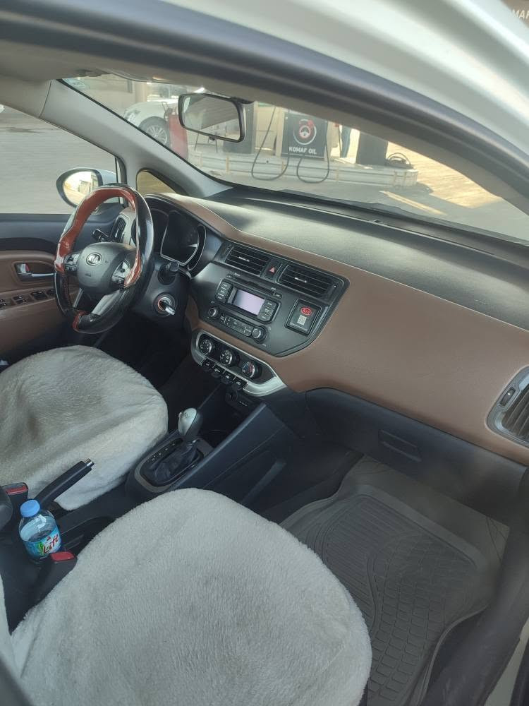 Kia rio 2014

بێ بۆیاخ      ***********
تۆماتیک ناوقه یسی ئاوێنه ئیشاره ت
سوکان ڤۆلیۆم
که م ڕۆشتوو 
سه نه وی تازه 2030 السليمانية, العراق
