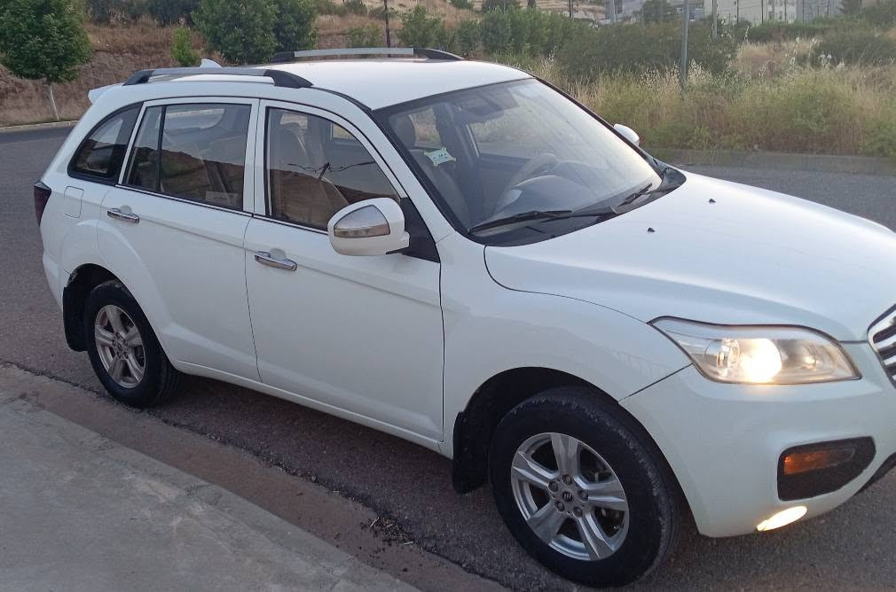 Lifan X60 2016
مەکینە18نەڤەکرییە بێ دەعم وصبغ
رەقەم جدید
بۆ فروتنێ یان گوهورینێ
گێر ئوتوماتیك(گێر ومەکینە وتبرید بشەرت)
هەرچار جام وقودیك کارەبایی
هەرچار جام دگەل سویچی دچنە سەری 
                               ABS
کامیرە وشاشە ١٨٠دەرەجا دزڤریت
تەحویل و وکالە بشەرت
سعر ٧٨ وەرەقە
*********** دهوك, العراق
