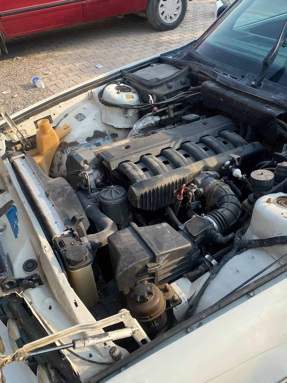 للبيع: بي ام دبليو (BMW)
الموديل: 1991
 الموقع: محافظة ديالى - جلولاء
 السعر: 45 ورقة (وفيها مجال بسيط للطيبين)
 رقم التواصل: ***********
السيارة متواجدة في جلولاء للمعاينة، ولأي استفسار عن التفاصيل والتطبيبات يرجى الاتصال على الرقم أعلاه.

