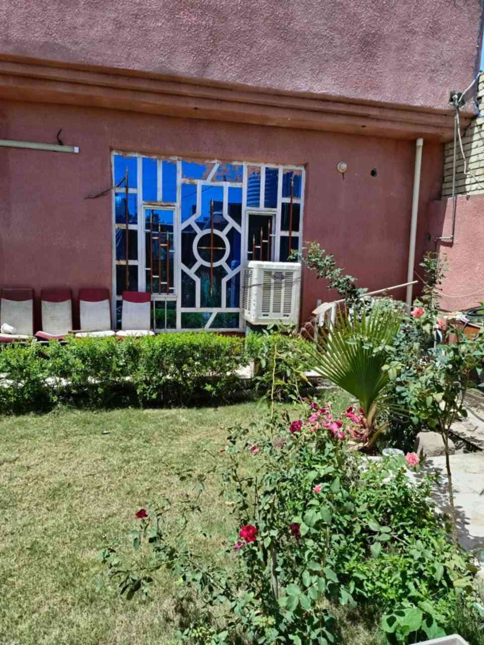 نصف دار نصف دار للبيع
المساحة الكلية240 متر

نصف الدار 120متر للبيع 

التقطيع حسب الطلب طابو ملك صرف تحويل مباشر طابو الوحدة متطقة المغمل الفرع المجاور لمدرسة الكوفة الابتدائية شارع ابوعمر النجار وابوعامر المسعودي 

السعر 44 للنصف
***********
