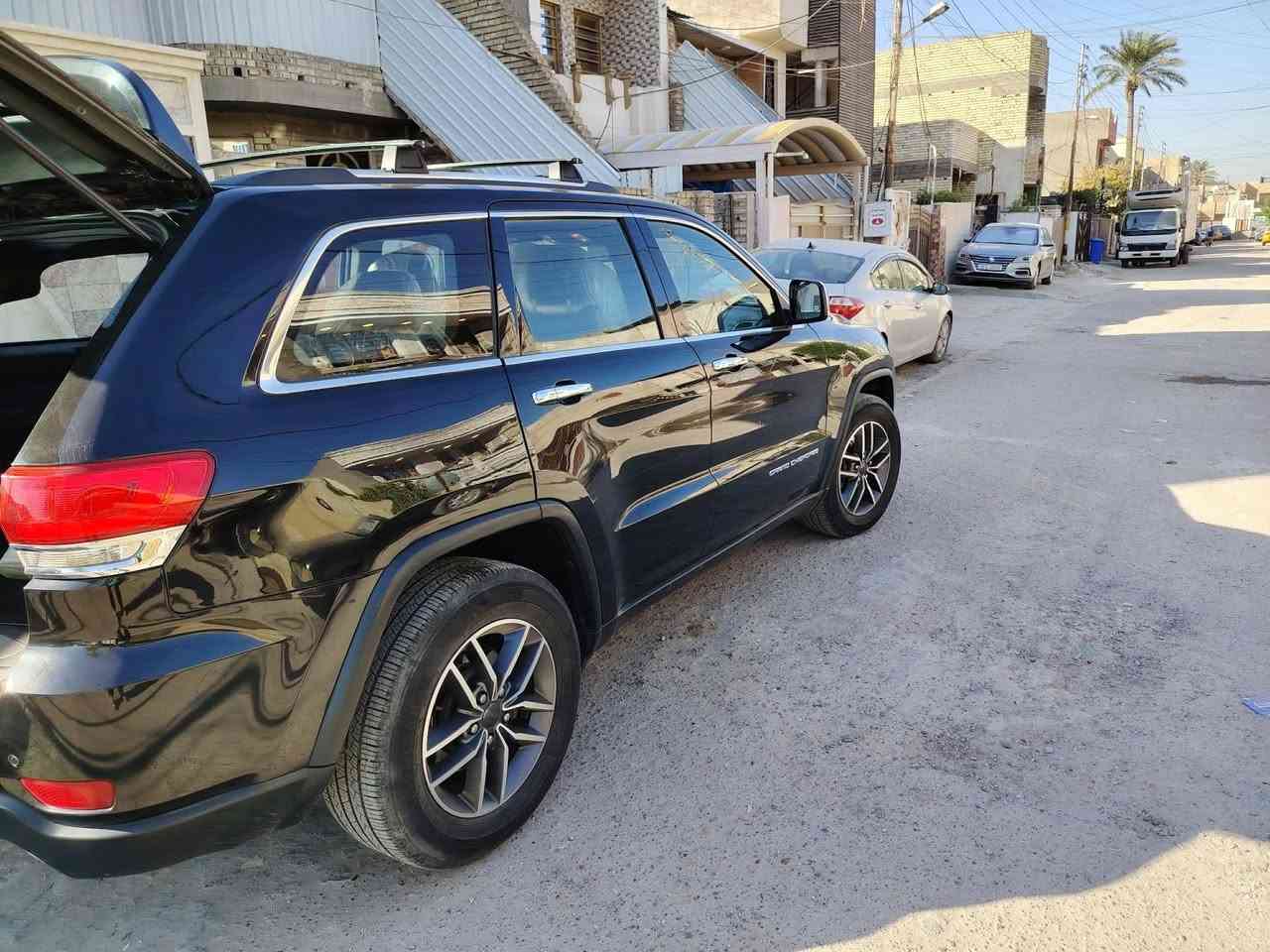 جيب أميركي ٢٠١٤فول مواصفات لمتد  كراسي كهرباء كشنات تبريد فتحة بنوراما معروفة مواصفات اللمتد
كل تفاصيلها موضحة بالسونار
السيارة باسمي تحويل ثاني يوم مباشر 
العنوان بغداد الدورة 
اتصل وبيك خير وتدلل محظور من الرسائل
رقم الهاتف ***********
