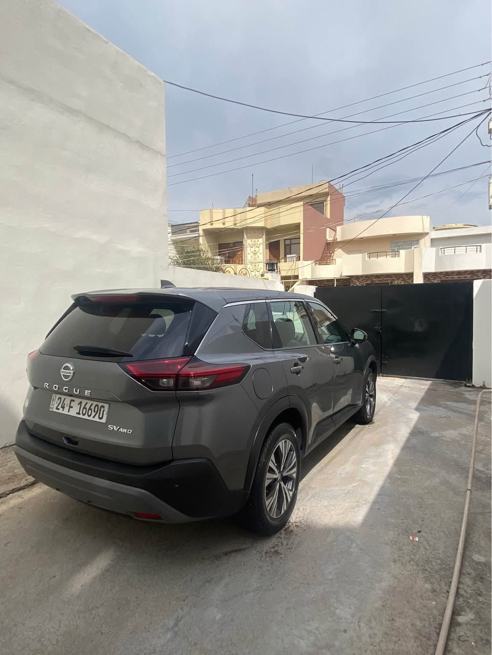 سياره مواسفات SV AWD سياره فوله به س بي سلايته سياره شه غاله به س ٢ قتعه سبخن په ره شوت ستيرن دوگمه سيسته من ٢ وه ره قه غرامه ئيل سه ر ره قه مي خوداني *********** زاخو, دهوك
