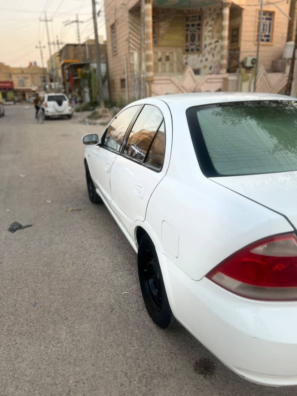 سلام عليكم سياره نيسان صني مديل 2008 سياره تخم تاير  جديد حداديه جاهزه سياره ضررها تلث قطع صبغ مكان سيار ناصريه مركز حي تضحيه سعر 75 رقم ***********
