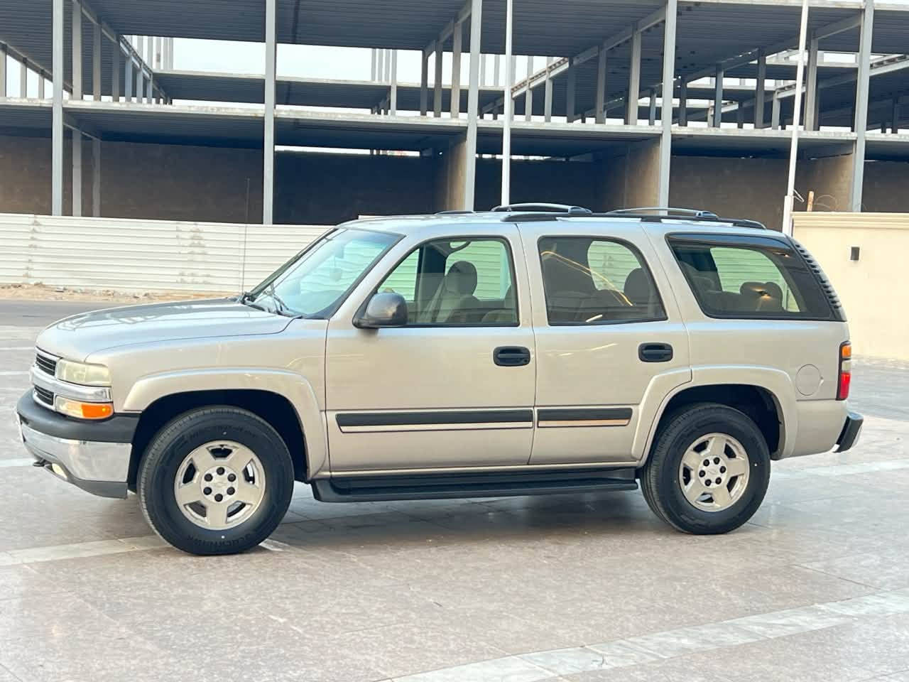 سلام عليكم لبيع شفرليت موديل 2005 مكينه كير تبريد 
حداديه سياره كلشي جديد مابيه نقص تحويل ثاني يوم سياره جديده سعره 132 وبيها مجال مكانه البصره تلفون ***********
