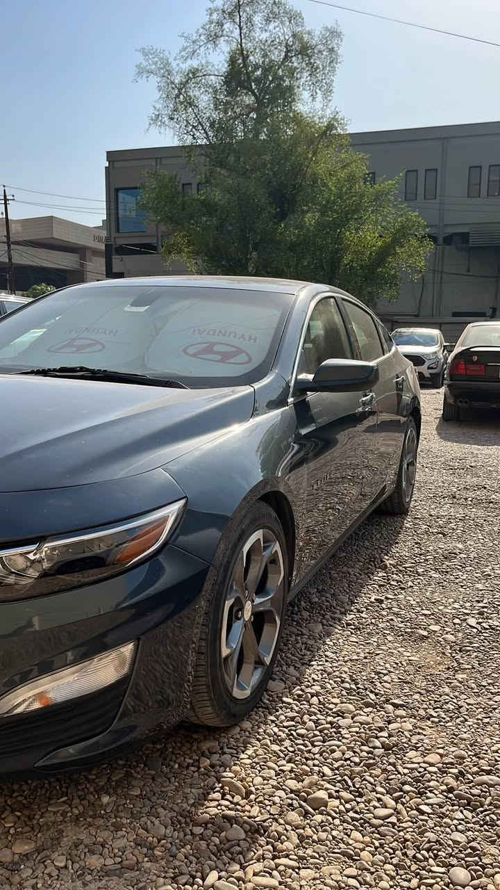 السلام عليكم 

ماليبو للبيع 2019 

الحادث مالته طخه خفيفه بل بجم كلش خفيفه منشوره من ضمن صور السياره حيل جديده وممتعوبه 

فول مواصفات عده الفتحه ( Lt ) 

مكينه كير كهربائيات كلهن كفاله وشرط وين متريد تفحص تبريد ثلج 

صدر جديد 

ماشيه 190 

السياره معوقين شهر 11 بهاي سنه تنفك 

السعر ( 93 ) وبيه مجال حك الجيه مكان السياره حي الاعلام 

للاستفسار واتس اب فقط ***********
