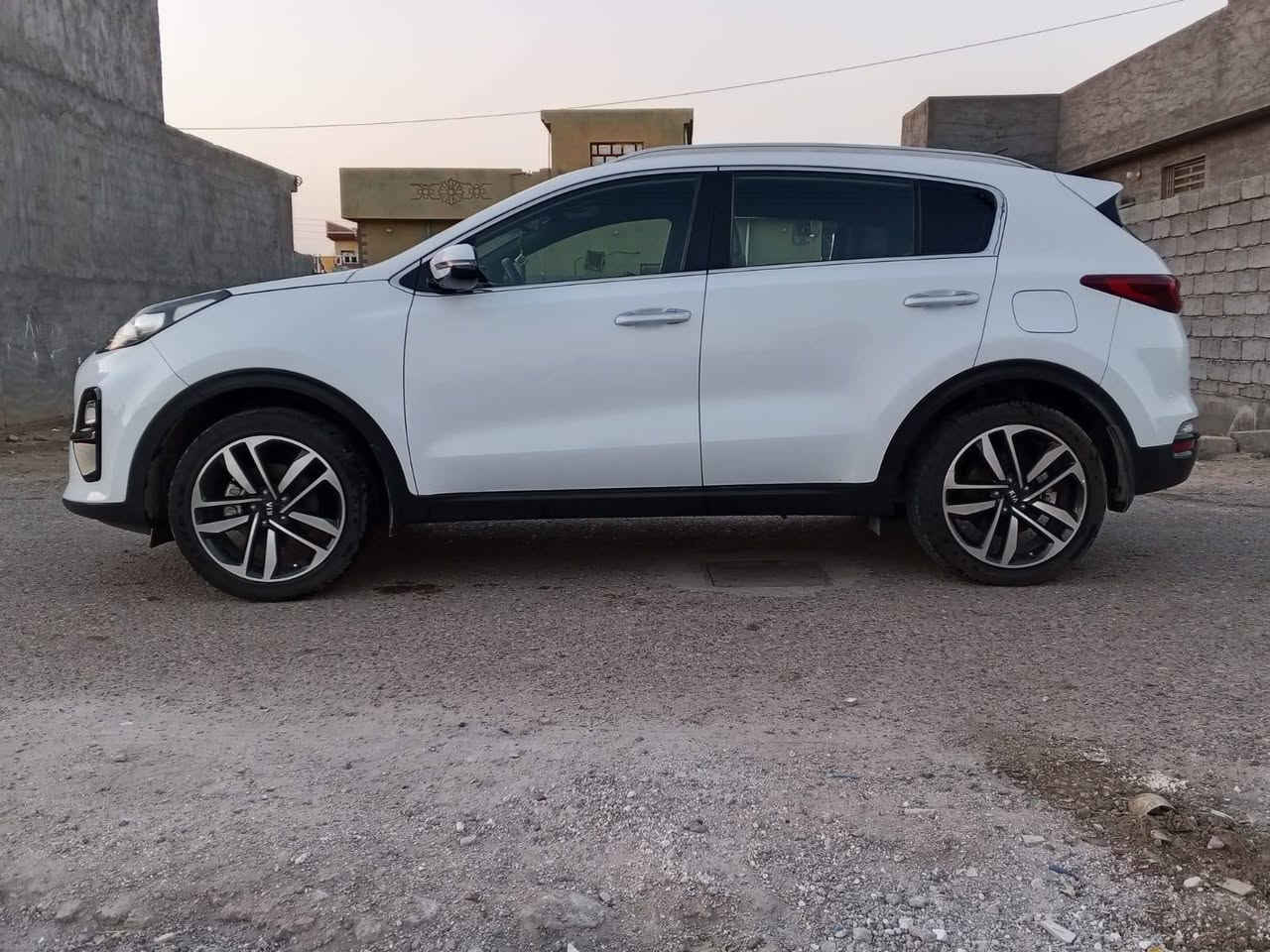 سبورتج خليجي موديل 2019 رقم بغداد الجديد الدولي باسمي شبه مميز هزه وسنويه جديده تحويل ثاني يوم
مكفوله كفالة عامة (من الصبغ التبديل والفتح والحالوب والبارد والشخوط حتى الدعاميات كفالة بدون قطرة الصبغ وكير ومكينة وضع الشركة ) شرط السونار 

‏ ماشيه (60) الف حقيقي سيارة جديدة واخت الزيرووو

‏مواصفات البيسك 

بصمات عدد 2

داخل حمصي 

‏ حساس أمامي

‏حساس خلفي

‏كشنات جلد أصلي 

‏قطعتين تبريد 

‏محرك 2000 دوش

‏مري شفط 

‏خمسه ويل كب كروم 

‏شاشة بلاديه + Bluetooth 

‏تحكم ستيرن جهتين 

‏مثبت السرعة 

‏3 أنظمة القيادة

‏أوتو هولد 

فول مواصفات للاخير 

‏وباقي المواصفات معروفه 

‏إسبير الشركة ما نازل

كتلوك الشركه موجود بيها

حساسات امامي خلفي يمنه يسره

وبيها هواي تفاصيل إضافية 

السياره جديده واخت الزيروووو

السعر :188
العنوان : بغداد التاجي
الهاتف : ***********

كيا اسبورتج خليجي موديل 2019 رقم بغداد الجديد الدولي باسمي شبه مميز هزه وسنويه جديده تحويل ثاني يوم
