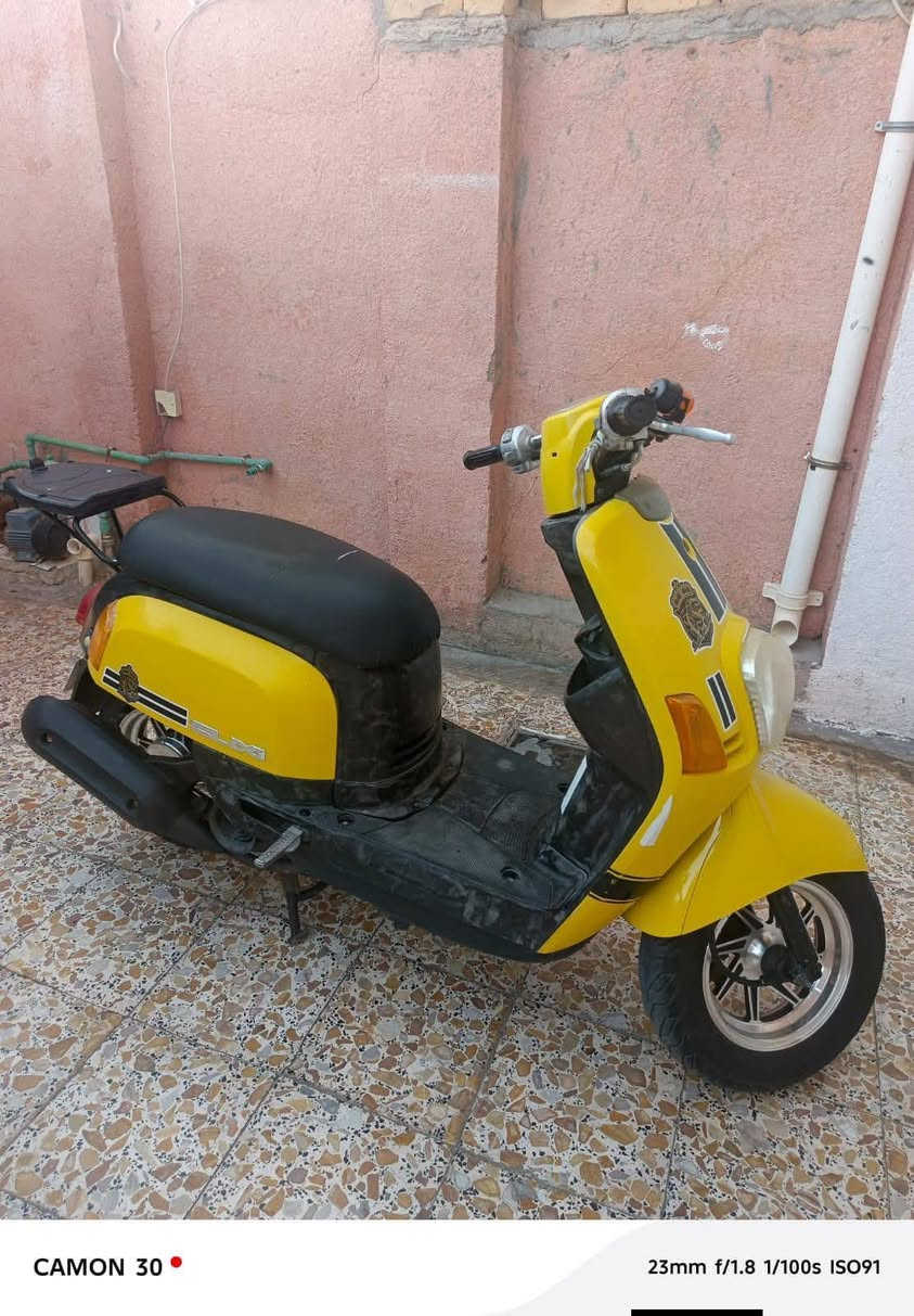 دراجه ماكس بوليسي بوشه 49 بلاد كابريتر وياها كفرات لون أبيض مختم البلاد ويل كب رياضي سعر 650 وبيه مجال ***********
