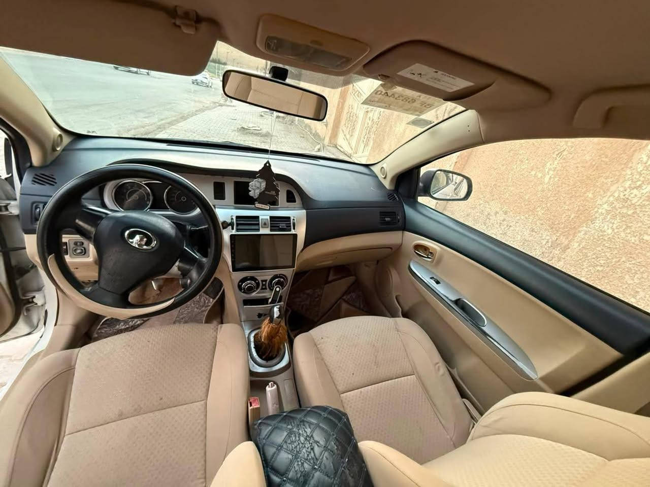 الكتابة
🚗 للبيع فوالكس موديل 2013
سيارة نظيفة جداً وأحلى من الصور، استخدام شخصي ومحافظة عليها.
✅ مكفولة من الضربه 
✅ التبريد شغال وبارد
✅ المحرك والكير يارس
✅ السيارة نظيفة من الداخل والخارج
✅ جاهزة للاستخدام وما تحتاج صرف
✅السياره بسمي تحويل ثاني يوم
✅للستفسار ***********
