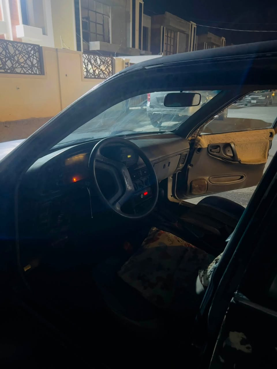 السلام عليكم 
برنس للبيع
موديل82
السعر 16وبيه مجال
تحويل ثاني يوم والسياره باسمي
المكان عامريه الصمود
الاستفسار
***********
***********

