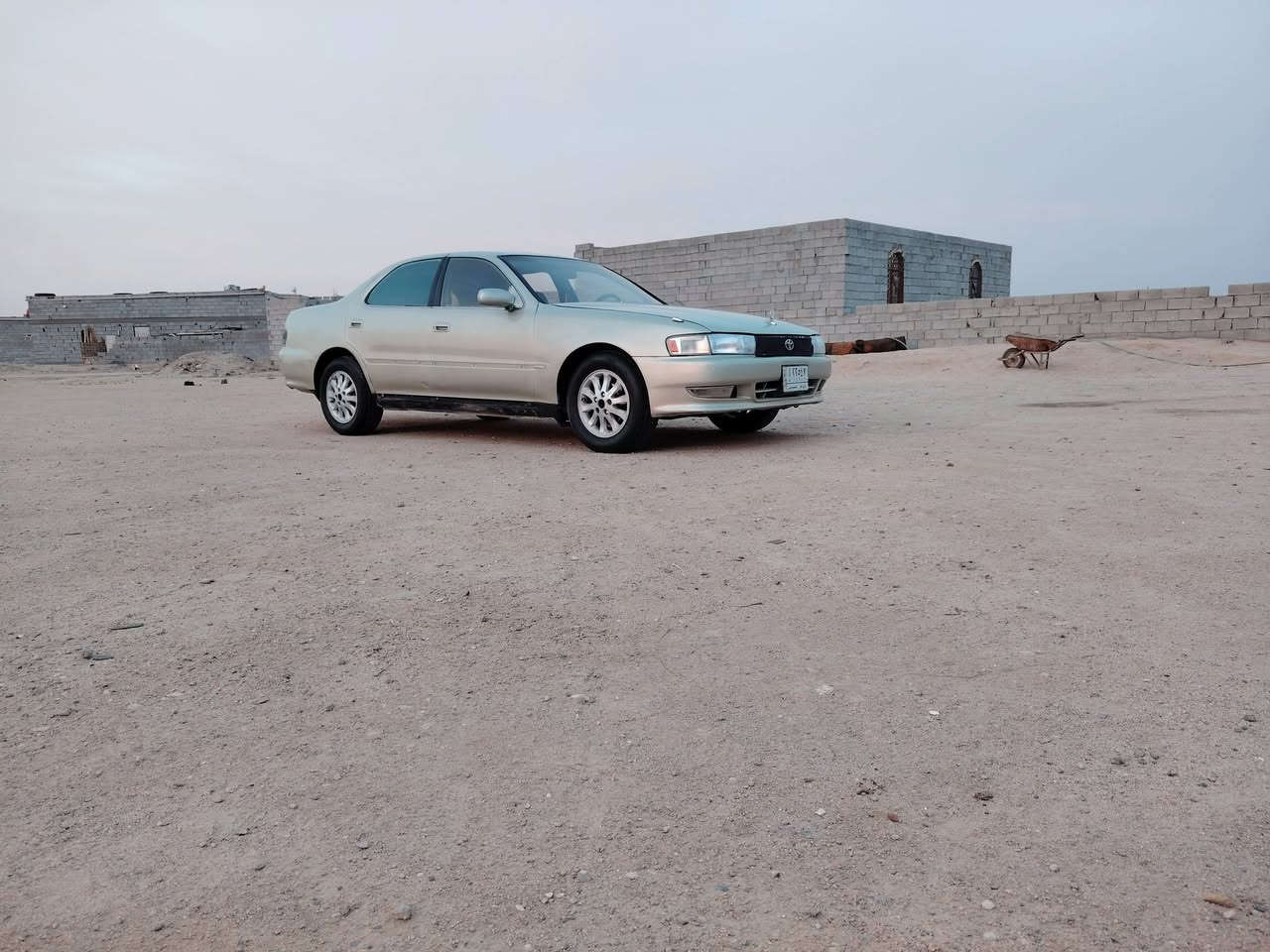 سلام عليكم كرسته للبيع بيه كص قماره فقط سياره جاهز
 
مكفوله من الكصه ثانيه ونغل والصوليات حداديه تخم تاير              دواخل حلو ملاكه موجود رقم ذي قار مكينه ونجي  بيه ضعف 
   
      سعر ٤٢ بيها مجال مكاني البصره زبير مراوس وانطي     فرق عادي
   

             تليفون *********** تصل ودلل
