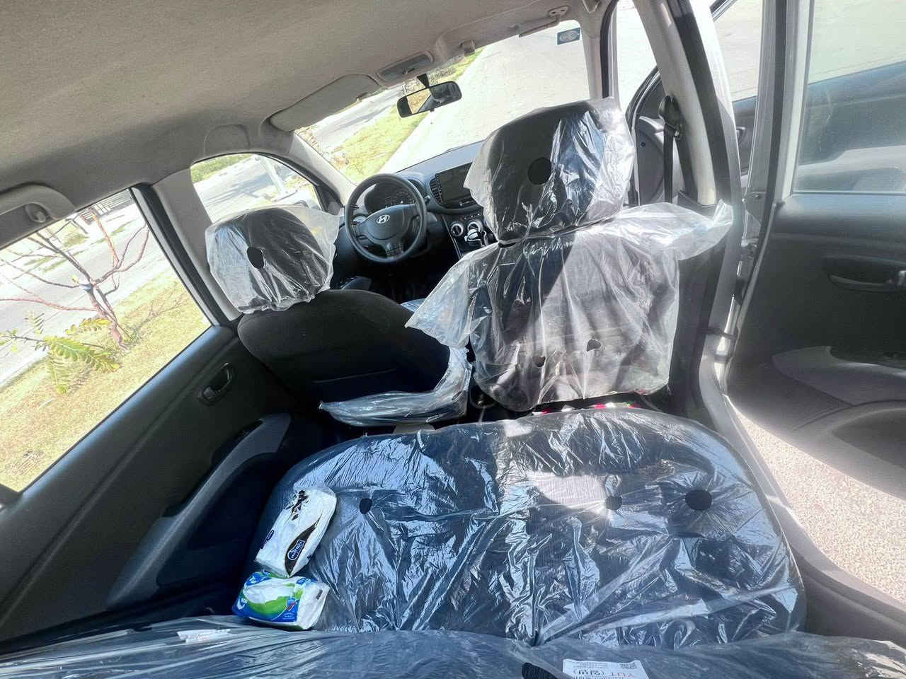 هونداي i10
سياره حيل جديده وجاهزه بدون اي نقص 
استخدام بيت 
الصبغ مثل ماموضح بل صوره بدون حادث شخوط ونصبغت 
شرط الفحص 
ماشيه 128 كيلو 
رقم بغداد الجديد 
مكان بغداد سيديه 
سعر 78 وبيه مجال 
*********** بغداد, العراق
