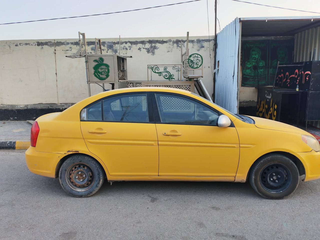 السلام عليكم اكسنت للبيع موديل 2008 امريكي بيها جاملغ السائق تبديل ماشية 164 كيلو كير أوتوماتيك كير مكينة بيها لاستيك ولف كير تمام  صدر امامي خلفي جديد   رقم انكيلزي باسمي تحويل ثاني يوم السعر 55 وبيها مجال حك الجية *********** رقم الهاتف
