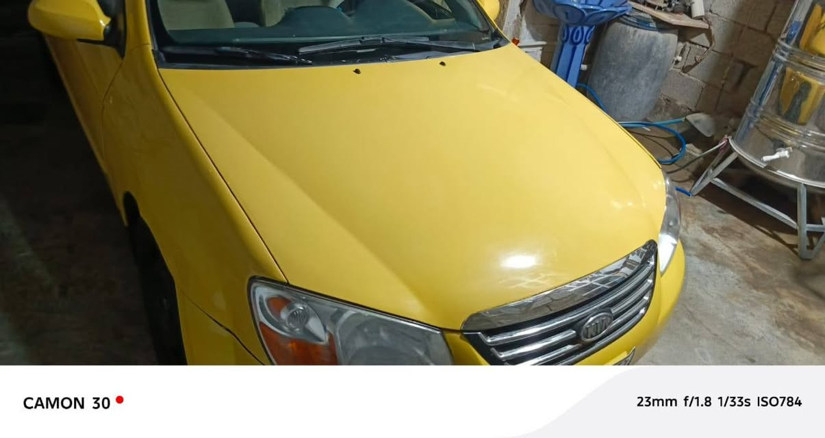 كيا اسبكترا موديل ٢٠٩ مصفره غرامات كامله من كلشي كير جديد محرك جديد مابيه نقص مال شغل  حادث باب خلفي سنويه ٢٧ السعر ٦٢ وبيه مجال إتصال الرقم ***********@
