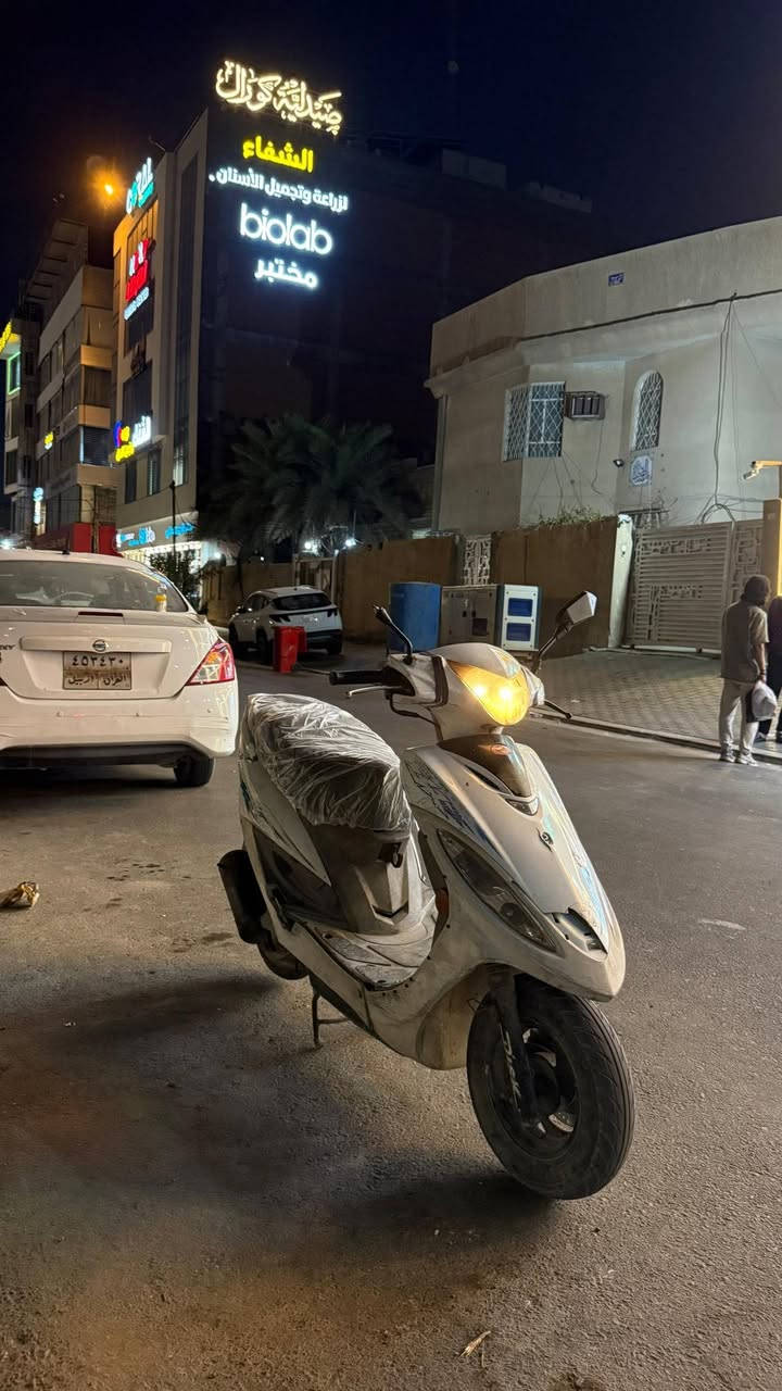 كامكو جي 5
دراجة نظيفة تجفيت جديد كفالة 
شغالة كلشي بيها تحتاج ترتيبات بسيطة كابريتر وفلتر شوتة فقط
بيع مستعجل أريدها ب400 مكاني نجف 
متواجد واتس 
***********
