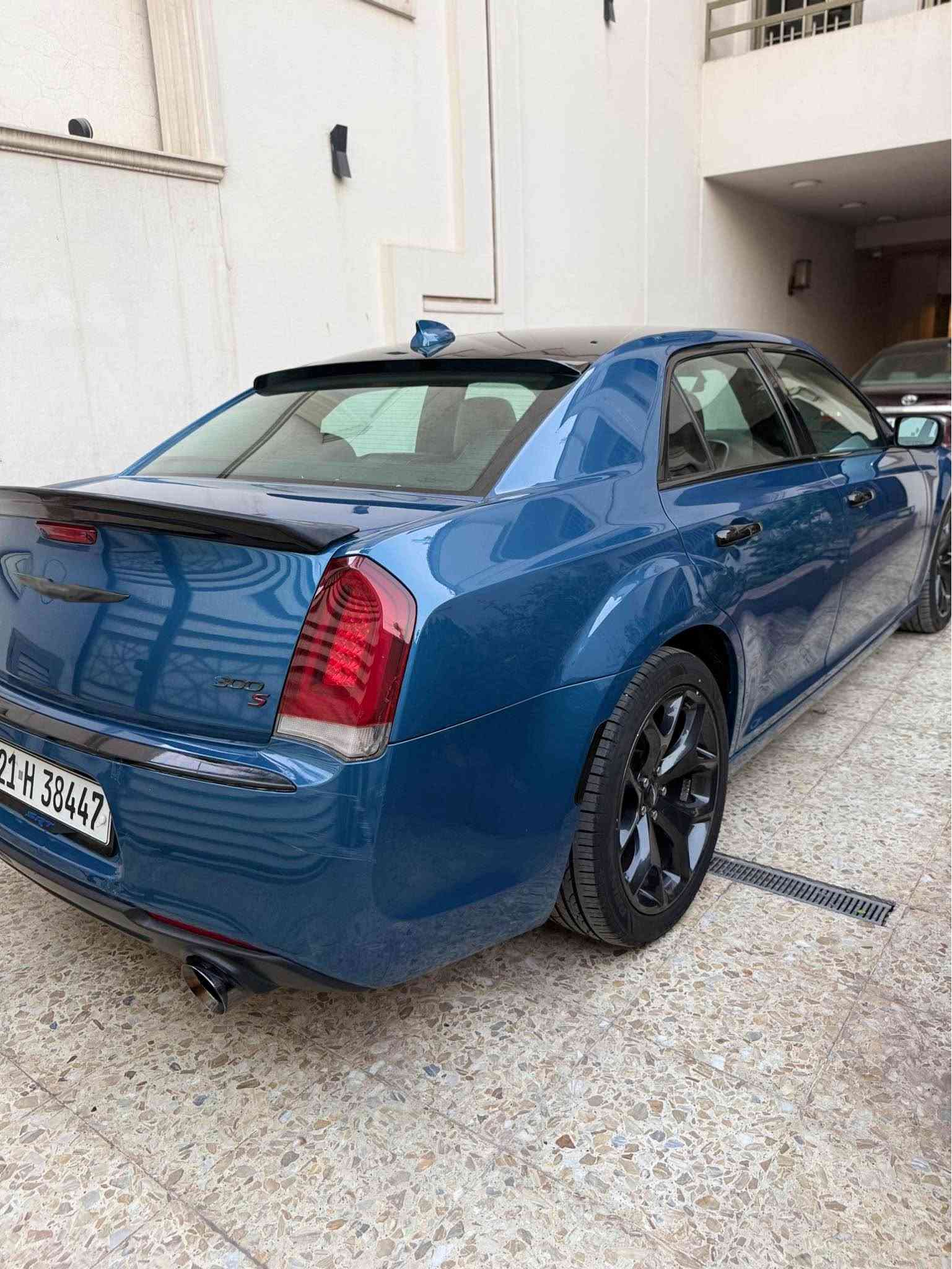 اوباما 21 ماشيه 69 مايل داخل ابيض السياره جديده بمعتا الكلمه متصرف عليها درهم تخم تاير صدر كهربائيات حادثها  ربع الجاملغ الايسر وركن البنيد بدون شواصي ولا لغود السياره سعرها 21500 $
تليفون *********** بغداد, العراق
