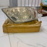 لايتات جنبي • قطع غيار