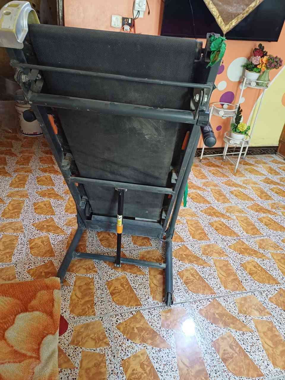 سلام عليكم 👋
جهاز جري🏃‍♂️ للبيع
جهاز نضيف كلش حلو 
والجهاز متروك واعرف شبي  
مادري رايدله تبديل واير او ماطور او كهربائياتها مادري بس 
امانه الله جاز شغل بس متروك ومااعرف شبي 
السعر 100وبي مجال 
المكان بابل الشاوي قرب غرفة تجاره 
الشرا يتصل 👇
***********

