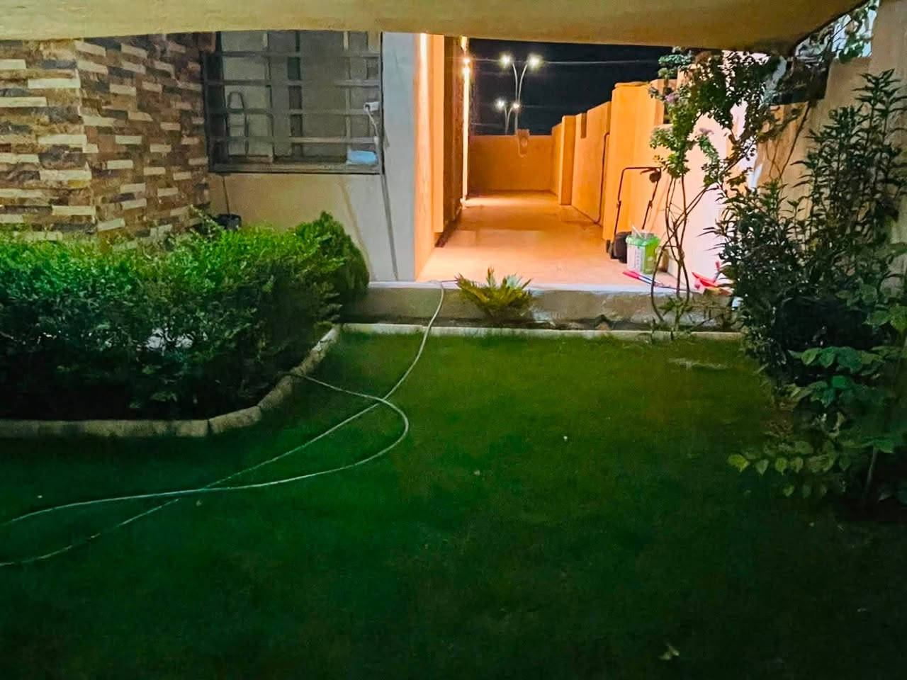 دار للبيع بناء حديث فول مواصفات موقع جدا مميز ركن مقابل حديقه نظام دكت مركزي 
~~~~~~~~~~~
~~~~~~~~~~~
📐المساحه:250 ركن  مقابل حديقة 
~~~~~~~~~~~
📍الموقع :مجمع مدينتي حي الورود 
 
~~~~~~~~~~~
💸السعر :علق تم يوصل السعر
~~~~~~~~~~~~~~~~
~~~~~~~~~~~
للاستفسار اكثر الاتصال على الرقم *********** 
📱
~~~~~~~~~~~
نستقبل جميع العروض 
🏠السكنيه  🏛️التجاريه
مكتب عدن بدايه سايدين حي عدن قرب مكوى الباشا
