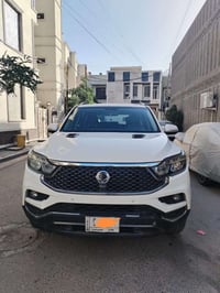 🚘 للبيع سيارة نظيفة جدًا🇰🇷🇰🇷🇰🇷  ▪️ النوع: سانغ يونغ ريكستون ▪️ الموديل...