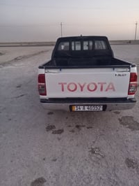 هايلوكس • ٢٠١٤ • قطعتين تبديل
