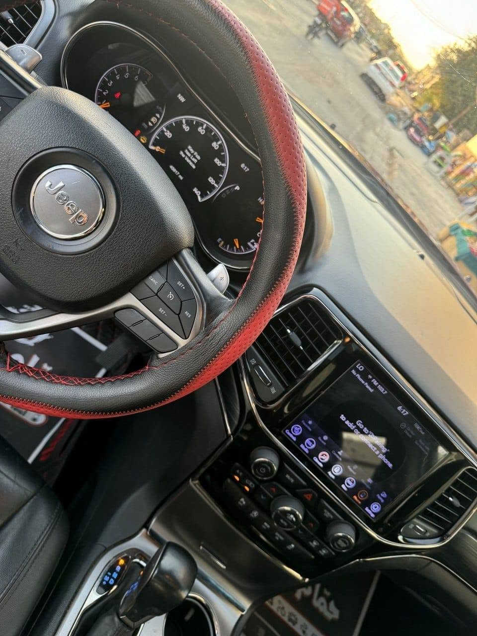 جيب موديل ٢٠ 
فول 
مكانها بغداد ٢١٥وبيها مجال 
تحويل ثاني يوم
***********
