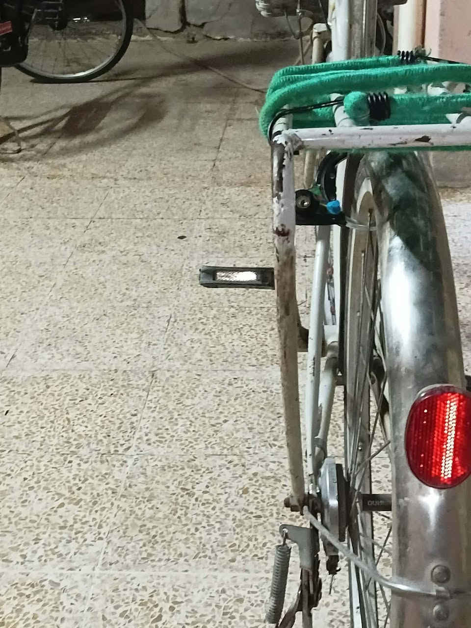 🖐️السلام عليكم ورحمة الله وبركاته 🖐️
                     🔥للبيع🔥
بايسكل🚲 عبد الحليم لون حليبي 
البايسكل كلو شغال بريكان ورة كدام حس شغال 
الموقع📍:(حي الميثاق)
السعر 💲:(75ألف)
للتواصل 
كورك☎️‏‪***********‬‏
اسيا☎️***********
