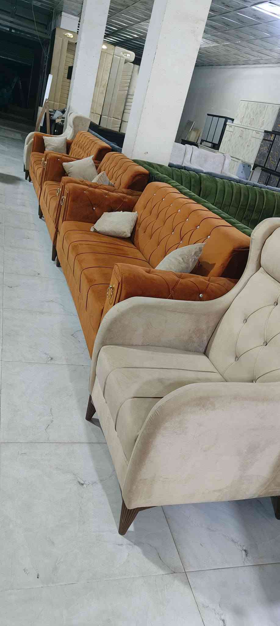 طخم مستعمل نضيف البيع السعر 350حي الاسره قرب مول ماشاءالله *********** كركوك, العراق
