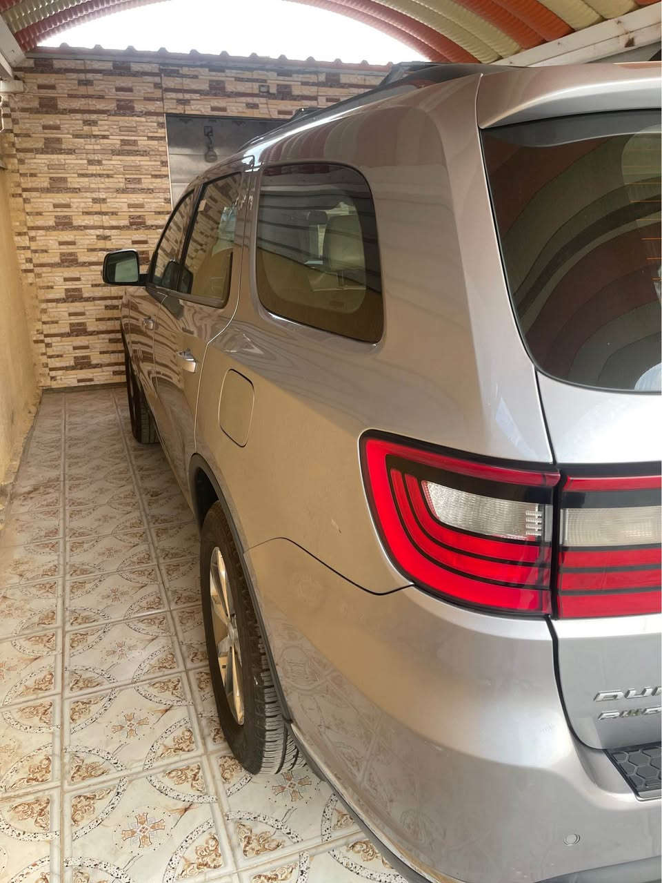 دورنكو خليجي ٢٠١٤ ليميتيد ٧ راكب كامره خلفيه فتحه كشنات الاماميه كهرباء كفاله بيها طلقه بالخلف مصلحه ڤايبر كلاس من جهة وحده السياره نظيفه وحلوه ومال جناي
*********** البصرة, العراق
