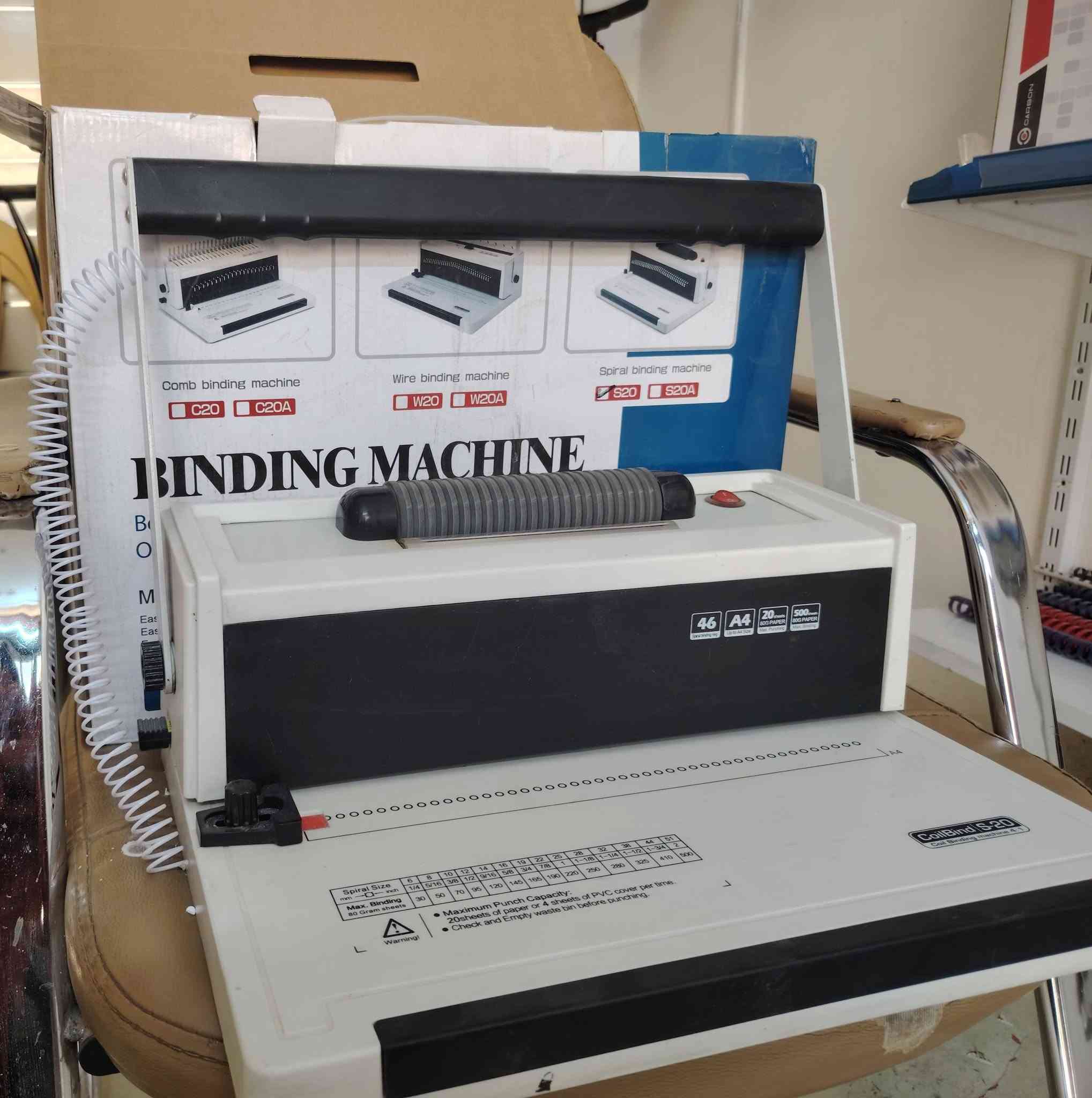 السلام عليكم
اجهزه تخص مكاتب الاستنساخ للبيع
  مستعملات قليل 
UPS 
Carbon 2000VA/1200 W       100 الف

سبايرول حلزون ب80 الف
سبايرول عادي 60 الف
جهاز كبس حراري 50 الف
إله قص كارتات 30 الف
جهاز تغليف حراري 15 الف

مكانهن الحله نادر الثانيه
***********
