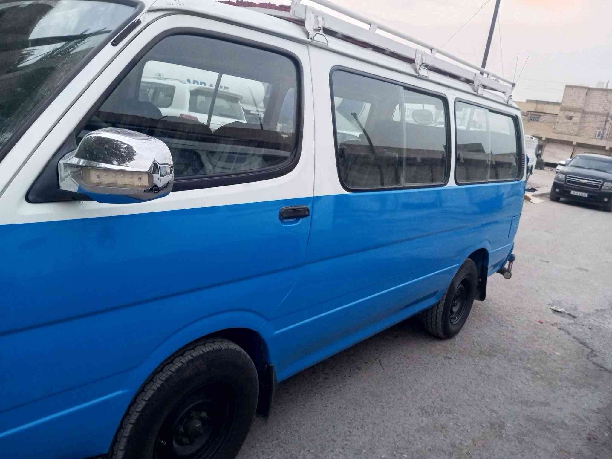 هايس • فان