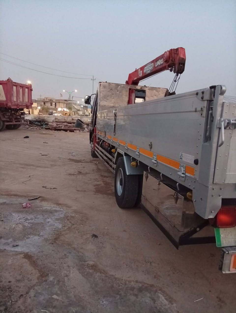السلام عليكم هينو انگر موديل 97 رقم بغداد انشائيه سنويه منتهيه مكينه 80 سوبر مكفوله مكينه كير اكسل شاصي مكفول 6 وربع سياره بلاديه سعر 225 وبيه مجال رقم ***********
