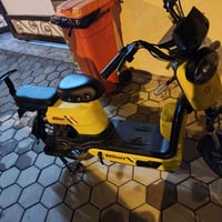قياس٢٠ • بطاريات تالفة • شاحن موجود