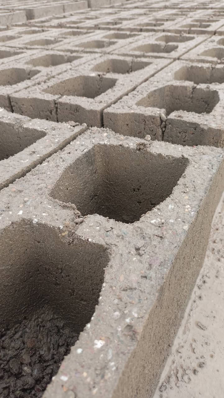 بلوك • ٢٠×١٥ • درجة أولى