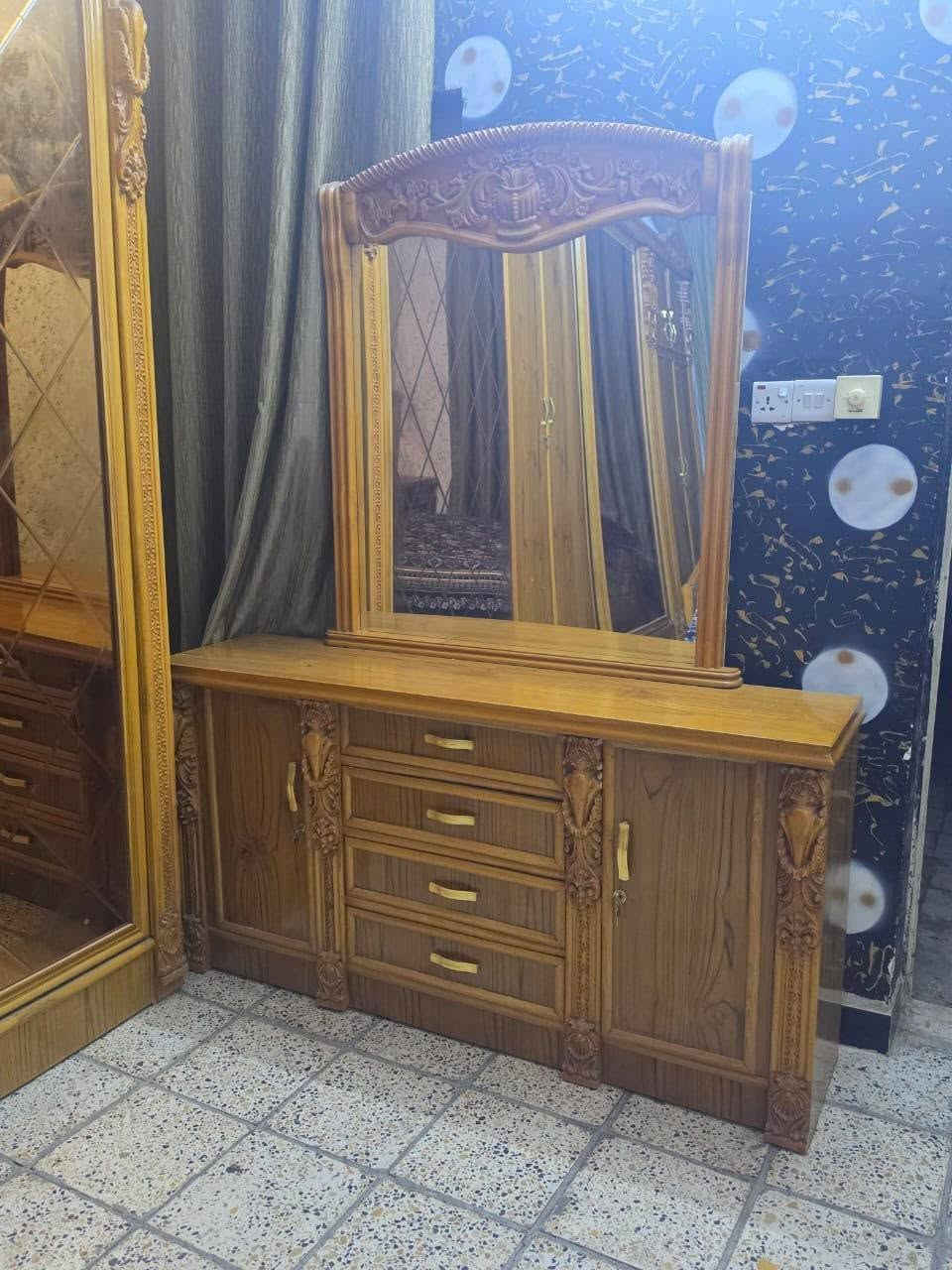 غرفه زقام تفصال سعرها مليون ونص ***********
