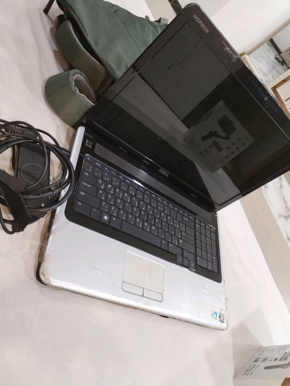 ٢٠١٣ • وندوز ١١ • يحتاج كرت شاشة