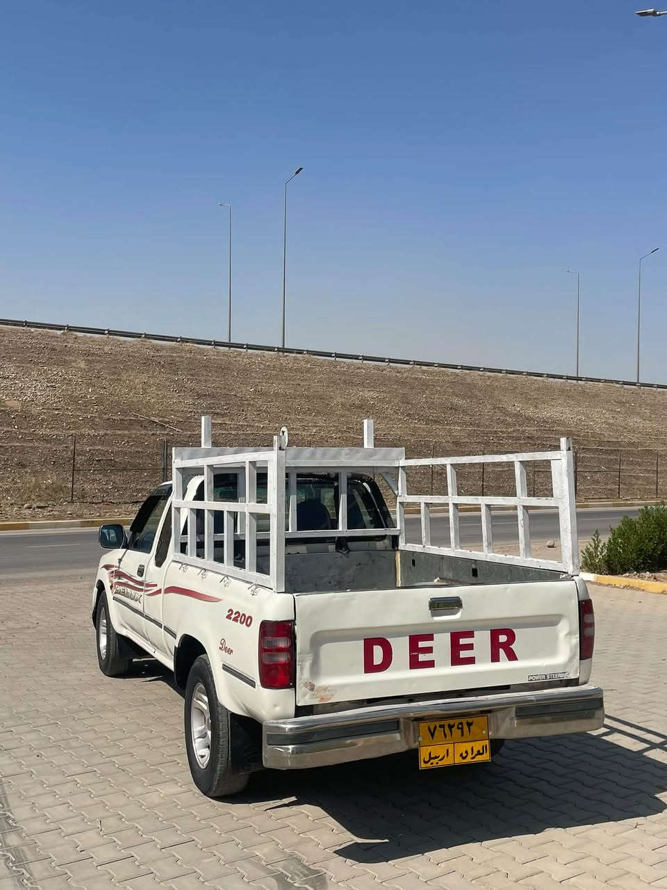 بؤ فرؤشتن مؤديل ٢٠١٠ سبوخى نيه ليدرانى نيه به س يه قيج ته حديلى هه يه گيرو مه كينه شانصى ته بريت به شه رت سعر ٥٦  و مه حامه له ره قه م ته له فؤن *********** واتساب فايبه ر له سه ره سعيد ملاقةرة
