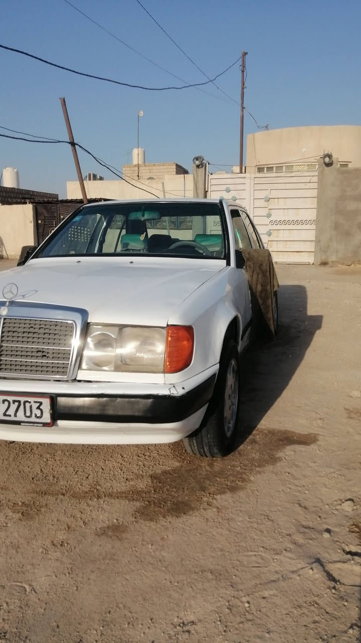 السلام عليكم مارسدس للبيع موديل 1988 سنويه لل32 رقم بغداد انگليزي سياره جاهزه تخم تاير جديد حداديه جديده كير ومحرك مكفولات مكفوله من الگص والنقل جثه سياره مال جناي كهربائيات كلهة شغاله مشروع وطني تحويل ثاني يوم مكانهة  ذي قار سوق الشيوخ للتواصل  رقمي ***********
