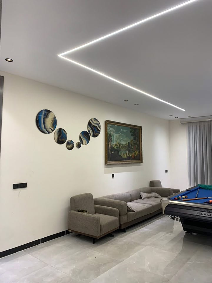 متوفر حجز في مزرعة ليلى في الدورة البعيثة 
🌴 مَـزرعة ليلى 
🏡 موصفات المزرعة :
غرفة نوم كبيرة 
متوفر سستم صوت 
صالتين واسعة جدًا
مطبخ متكامل 
حمامات 
حديقة كبيرة وجلسات خارجية 
مسبح للكبار 
العاب ومساحات ترفيهية 
باربكيو كامل مع جميع المستلزمات 

📍عنوان المزرعة , بغداد | البعيثة 
اجواء نظيفة , خصوصية تامة , واسعار مناسبة ✨
*********** 📞
