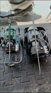 مضخات ثريفيز اصليه سل ستيل درجه واله سعر الوحده600 الف عنوان بغداد بل ...