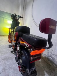 R900 • نضيفة • باترياتها منتفوخة