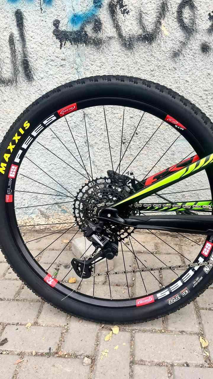 S-worka enduro • ٢٩ XL • كاربون