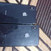 ايفونات • شاشات مكسورة • للبيع