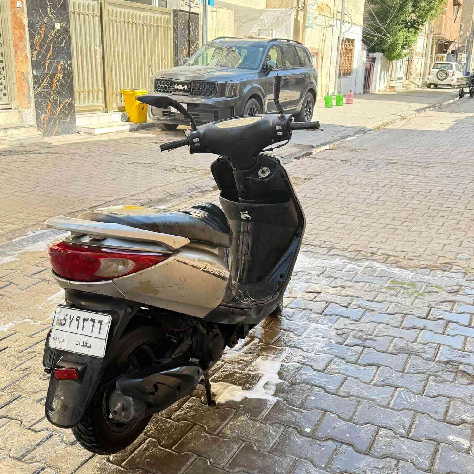 راجه بريز
لايت ناصي  مرقم بغداد تحويل شوكت ميعجبك 

سبب البيع عدم التفرغ 
دراجه لوك الله شاهد تجي وشوف بعينك عدا الكفر الكدام بي ملاحضات لا اكثر 

سعرها. مليون و 700 وبيها مجال قليل حدا 

الرقم ***********
