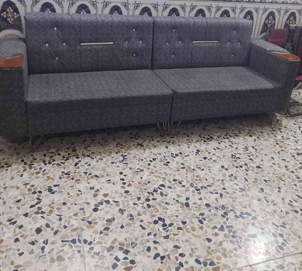 طالب العلي • ٢٠مقعد • هيكل خشب